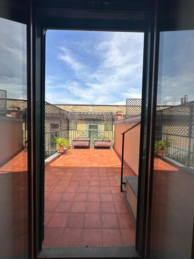 Terrazze Toledo Apartment Наполи Екстериор снимка