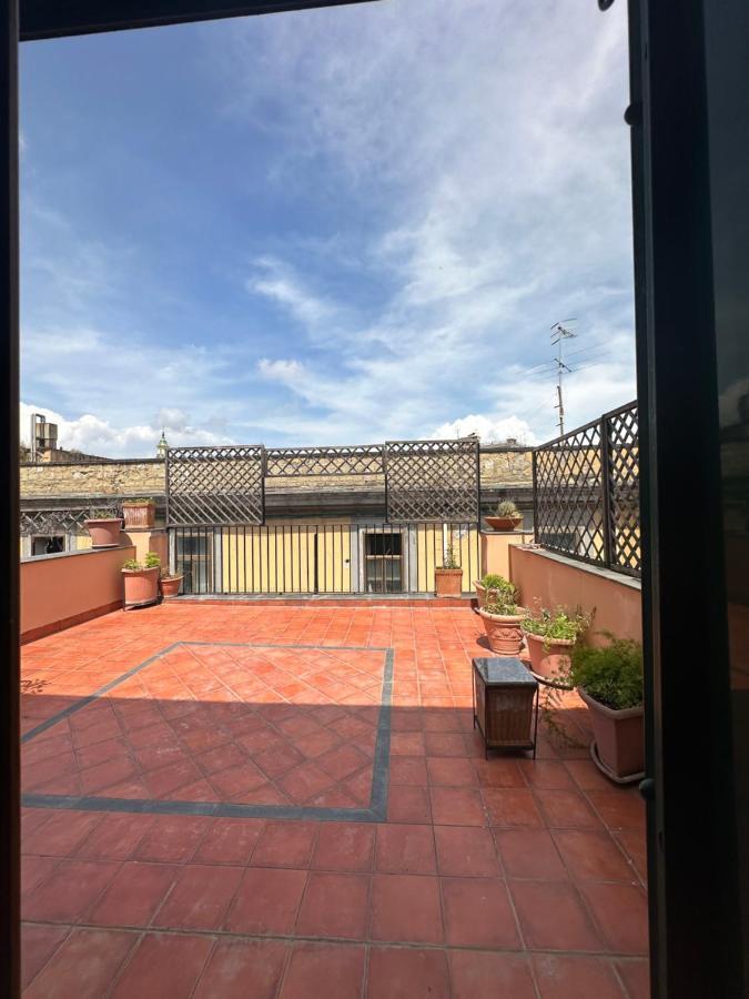 Terrazze Toledo Apartment Наполи Екстериор снимка